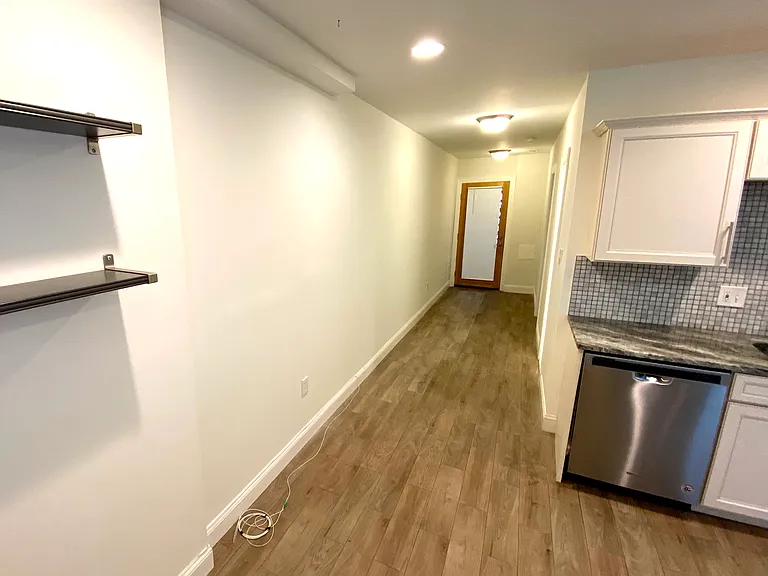 710 Q St NW #B — Photo 14