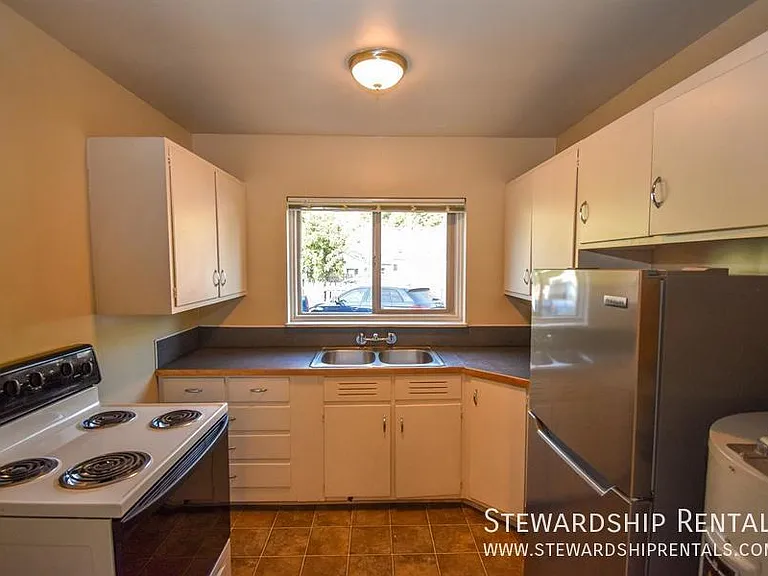 350 E 18th Ave #1 — Photo 3