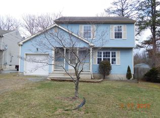 13 Stoyk Rd, Cream Ridge, NJ 08514