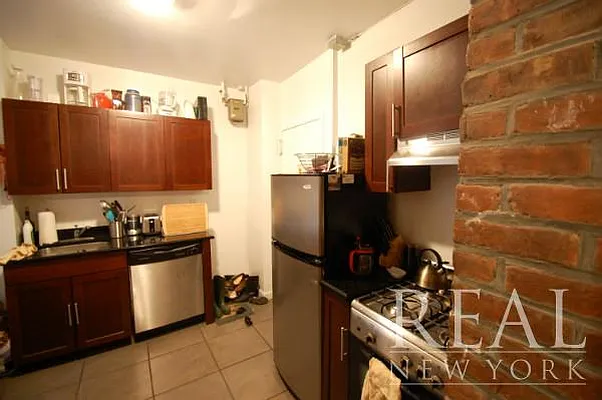 Rented by REAL New York | media 31