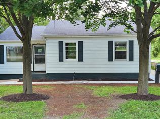 210 E Forest St, Marengo, IL 60152