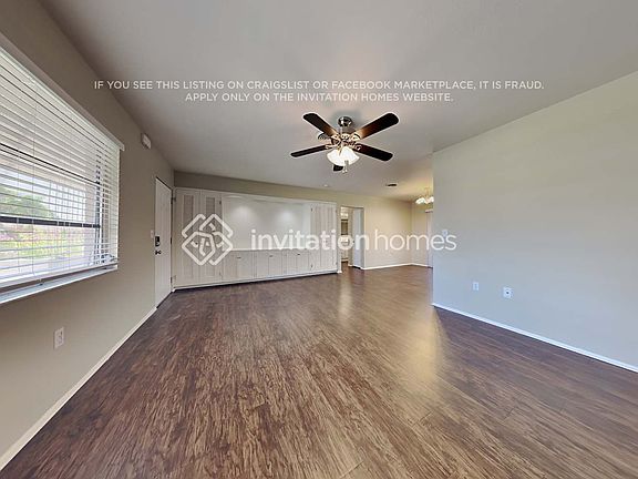3rd image of 543 Sheridan Dr