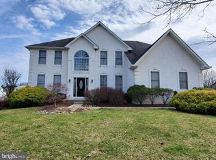 529 Glen Meadow Rd, Richboro, PA 18954