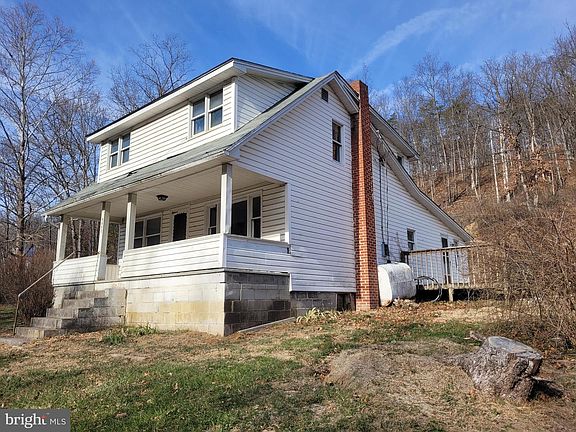 2nd image of 9492 Cumberland Rd