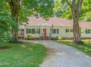 4818 Skyline Dr, Knoxville, TN 37914