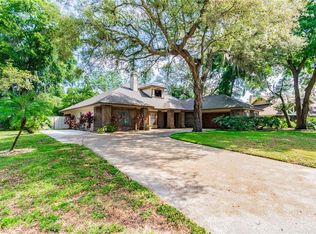 102 Barrington Dr, Brandon, FL 33511