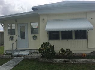 10559 1st St NE, St Petersburg, FL 33716