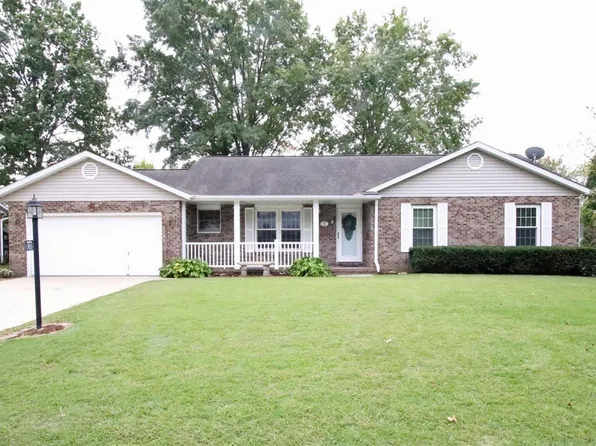 903 Enos Ln, Godfrey, IL 62035