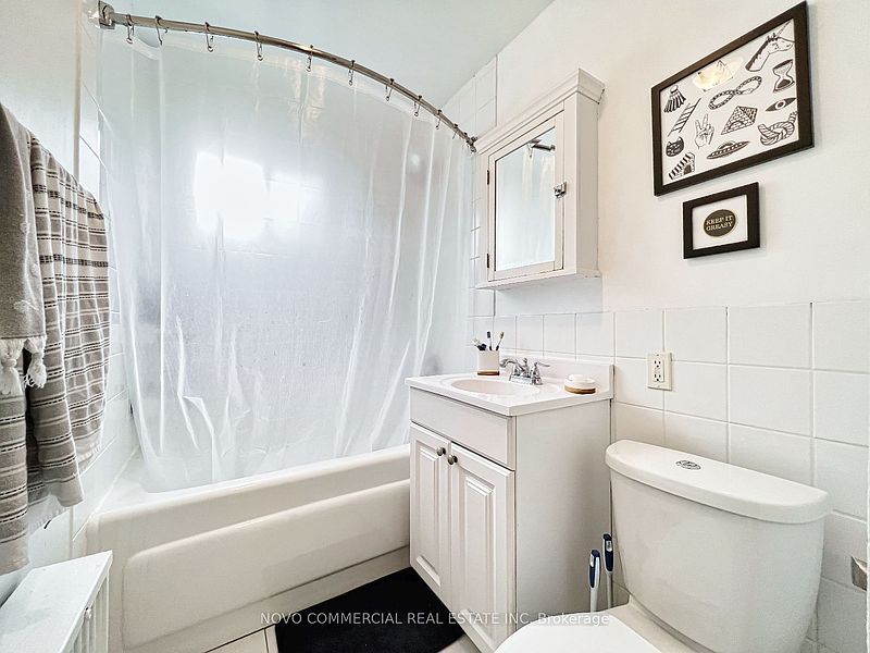Toronto House for rent - 2 Bedrooms — photo 10