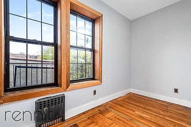 Rented by Rennit Inc.