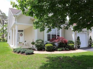7 Lakeland Dr, Barnegat, NJ 08005
