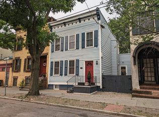364 Hudson Ave, Albany, NY 12210