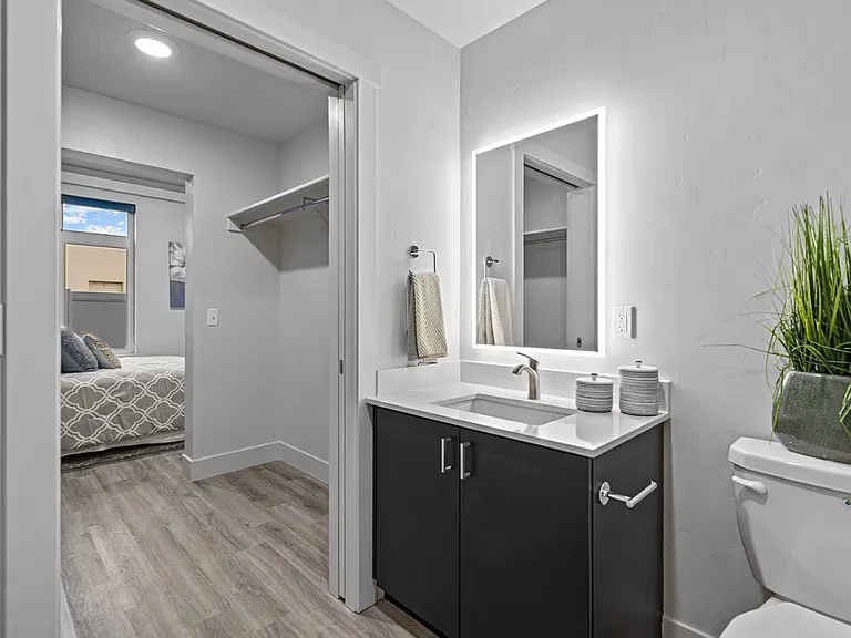 The Eliana Apartments — Photo 14