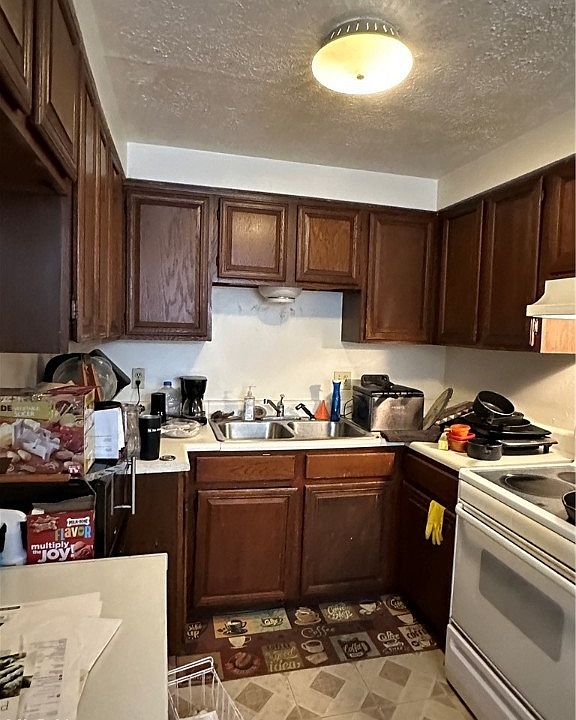 3031 Reeves Ave, Lorain, OH 44052 Zillow