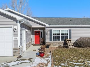 308 5th St SW, Surrey, ND 58785