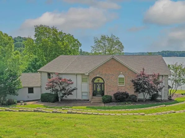 1335 Circle Crest Dr, Eddyville, KY 42038