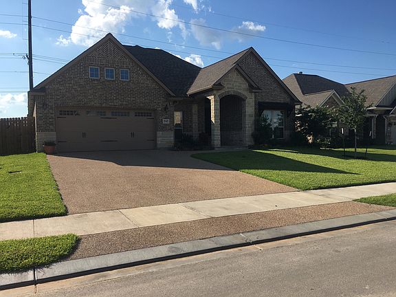 2nd image of 2142 Chestnut Oak Cir