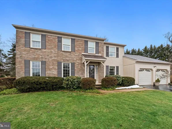 9 Stone Barn Dr, Hockessin, DE 19707