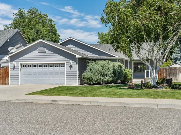 704 W 18th Ct, Kennewick, WA 99337