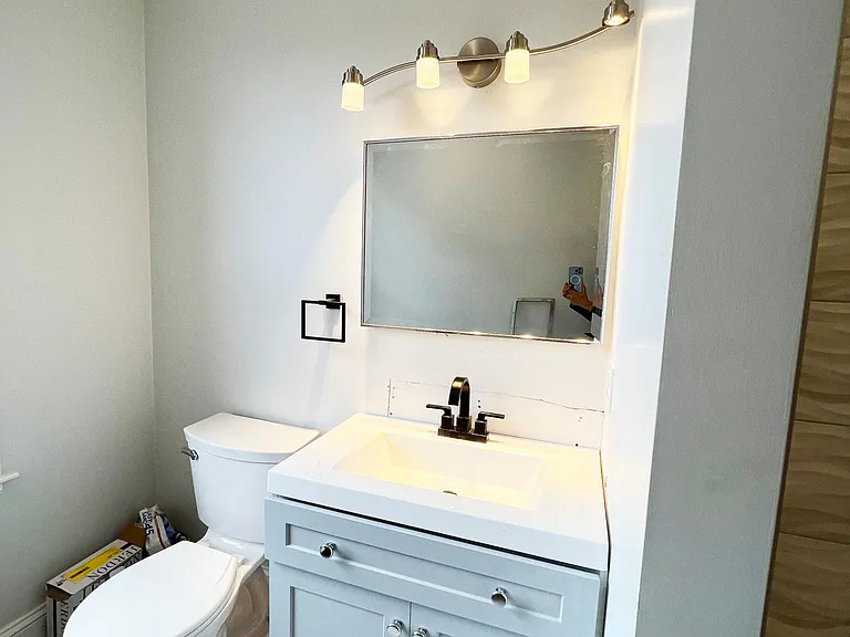 621 Massachusetts Ave #3 — Photo 8