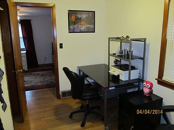 2nd image of 528 Ulster St #2