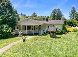 811 Queens Street NW, Lenoir, NC 28645