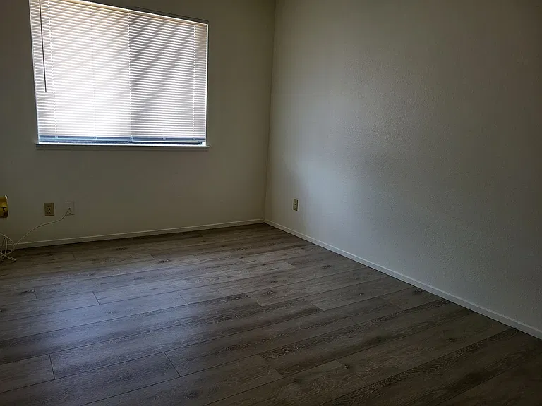 818 E Tabor Ave — Photo 11