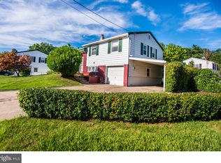 102 Gloucester Ave, Somerdale, NJ 08083