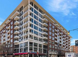 901 W Madison St #P-135, Chicago, IL 60607