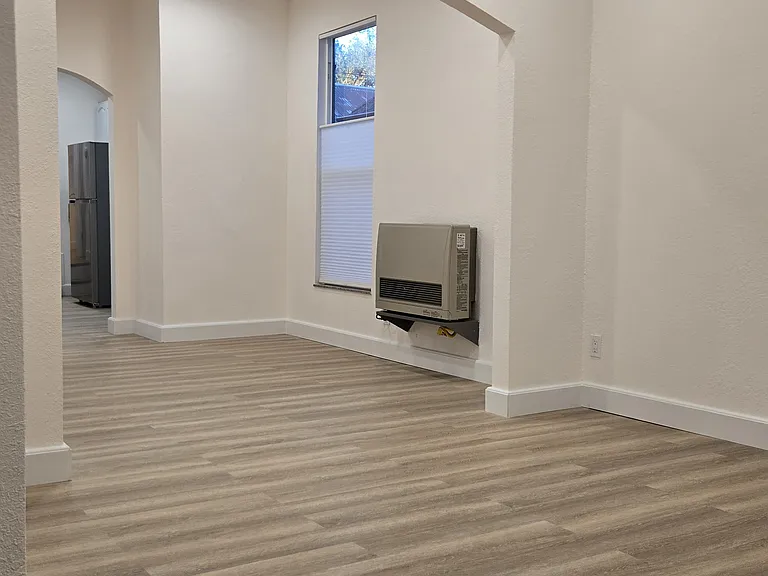 511 13th St #4 — Photo 3