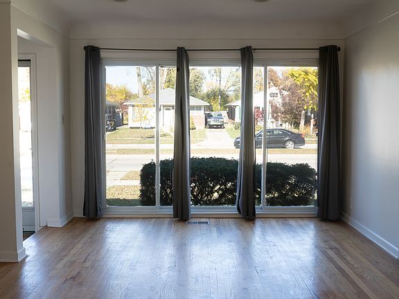5th image of 13031 Oak Park Blvd