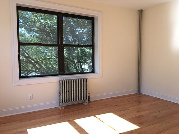 4th image of 2 Berkeley Avenue # Fl 3rd