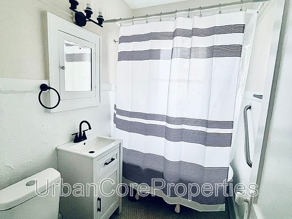 5th image of 610 5th Ave N APT 5