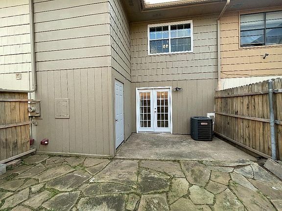 5th image of 8139 NW 23rd St