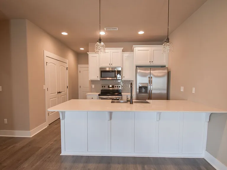 644 N Malbec Rd — Photo 7
