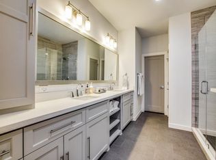 317 E 37th St, Houston, TX 77018