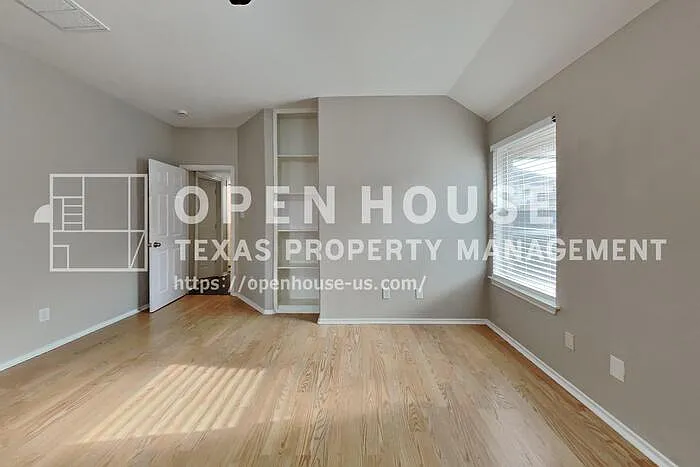2311 Rendale Ct — Photo 10