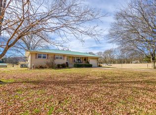 428 Delina Boonshill Rd, Petersburg, TN 37144