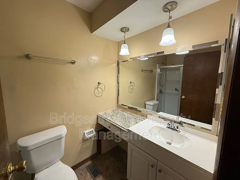 4418 Burlingame Cmns — Photo 10