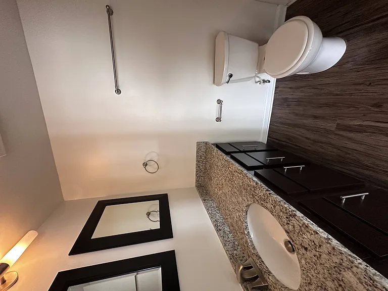 Wesley Townsend Apartments at Buckhead — Photo 76