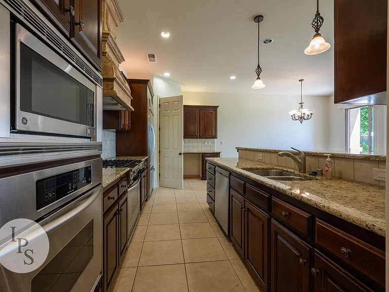 11348 N Via Montessori Dr — Photo 14