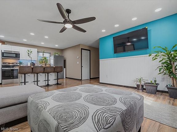 5th image of 279 Perkins Ln