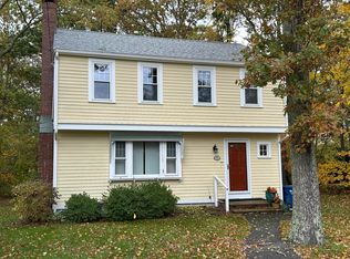 2462 State Rd, Plymouth, MA 02360