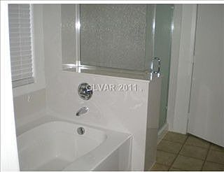5th image of 5525 Roans Prairie St