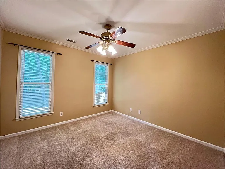 10580 Cauley Creek Dr — Photo 11