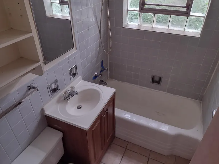 3111 Ridgeland Ave #4 — Photo 3