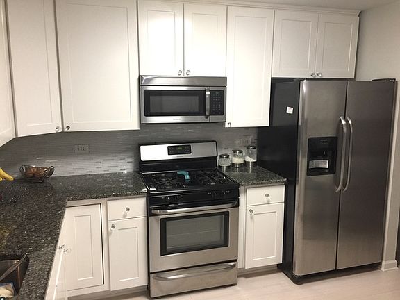 4th image of 4800 Lobelia Ct