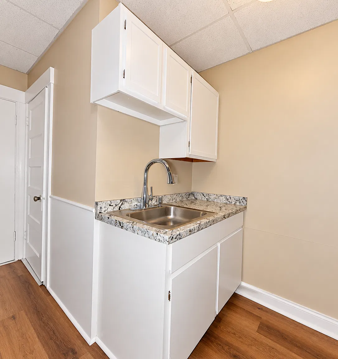 2 bed, $1,850 — Photo 3