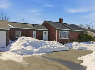 57 Warren Ave, Tiverton, RI 02878