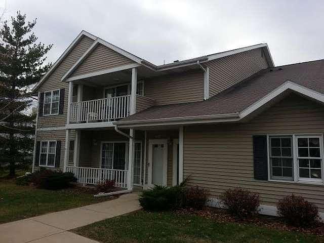 1st image of 265 Bur Oak Ln